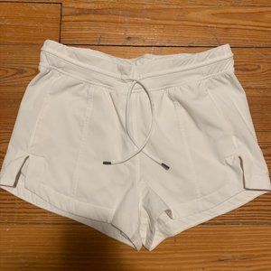 Lululemon white tie shorts with pockets